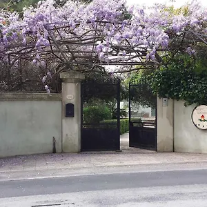 La Piccola Bed & Breakfast